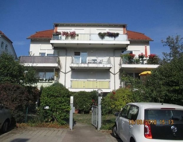 ++SchÃ¶ne 2-Raumwohnung mit Balkon und PKW-AuÃenstellplatz in Dresden Pappritz+Ruhige und grÃ¼ne Lage+ - Foto 1