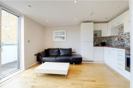 Studio to rent - Photo 2