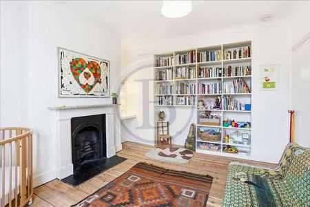 Lady Somerset Road, Kentish Town, London, NW5 - Photo 2