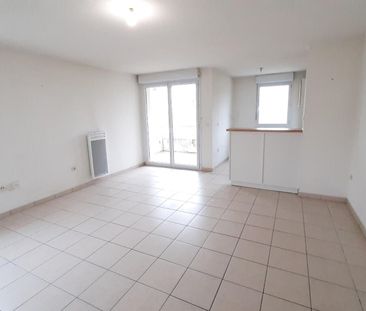 location Appartement T3 DE 62.29m² À POITIERS - Photo 3