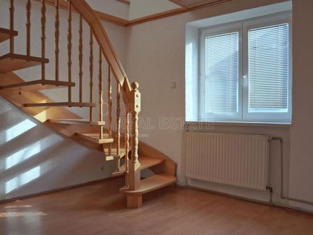 Pronájem bytu 4+1 86 m2 - Fotografie 5