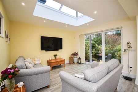 Brookdale Avenue South, CH49 1SR, Greasby - Photo 3