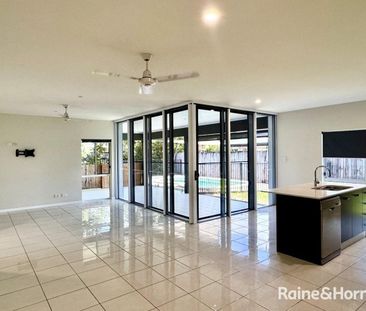 4 bedroom 2 bathroom unfurnished home in Cooya Beach - Photo 1