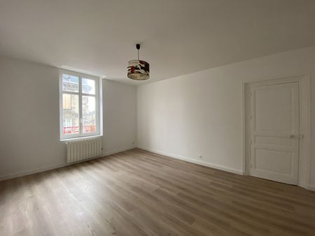 SECTEUR GARIBALDI, T2 de 53 m² dans un bel immeuble, refait à neuf ! - Photo 4