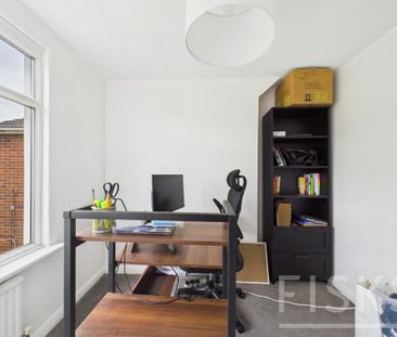 4 bedroom detached house to rent - Photo 5