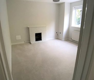 Recently Refurbished Detached Family House To Let on the Edge of Ma... - Photo 1