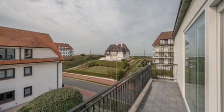 Appartement te huur in Het Zoute voor € 2.350 met 2 slaapkamers - Photo 4