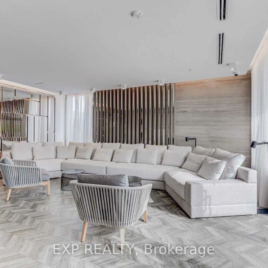 7 Kenaston Gardens #503 - Photo 1