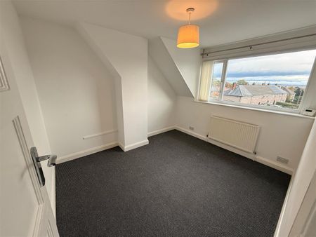 Cross Lane, Bebington, CH63 3AL - Photo 3