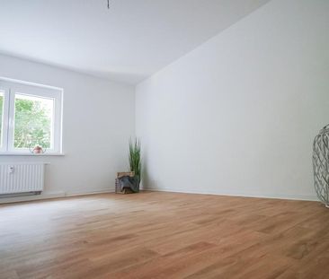 Top sanierte 2-Raumwohnung mit Aufzug - Photo 1