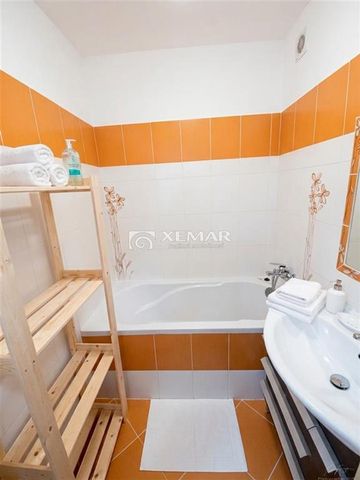 EXKLUZÍVNE: Príjemný a presvetlený 2-izbový byt po kompletnej rekonštrukcii – Banská Bystrica - Sídlisko SNP - Photo 4