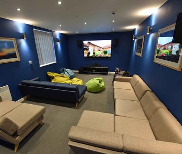 Superior Studio - Photo 3