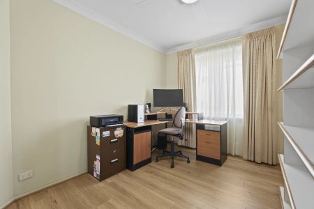 Stylish, Low-Maintenance Living - Photo 4