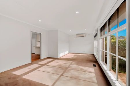 3 Bed, 2 Bath - Photo 2