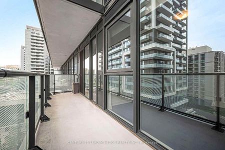 95 Oneida Crescent condo — Richmond Hill, ON (2-Bedroom) - 2 Bedroom - Photo 2