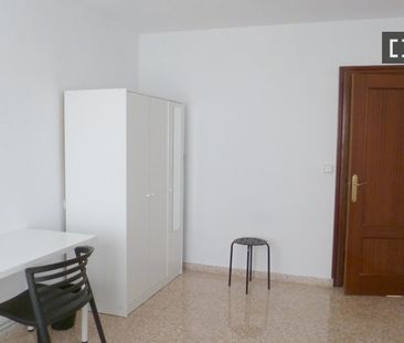 zaragoza, Aragon 50018 - Photo 2