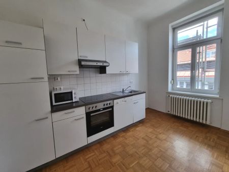 Pärchenhit ! Gut geschnittene 3-Zimmerwohnung in der Rösselmühlgasse - Photo 2