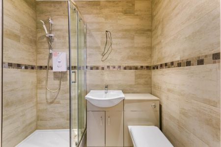 2 Bed Flat, Mitcham Lane, SW16 - Photo 5