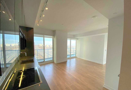 For Lease - 115 Mcmahon Drive Unit# 2010, Toronto, Ontario - Photo 3