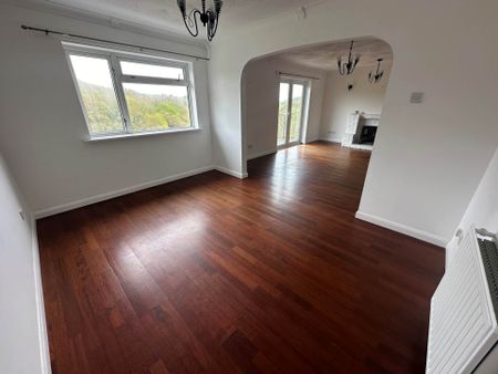 Erlstoke Close, Eggbuckland - Photo 2