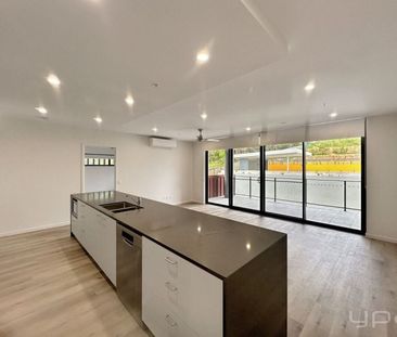 Your Gateway to Luxury: Coomera's Finest Apartment Living - Photo 6