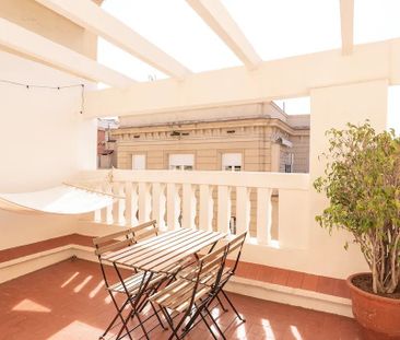 Carrer de Teodora Lamadrid, Barcelona, Catalonia 08022 - Photo 1