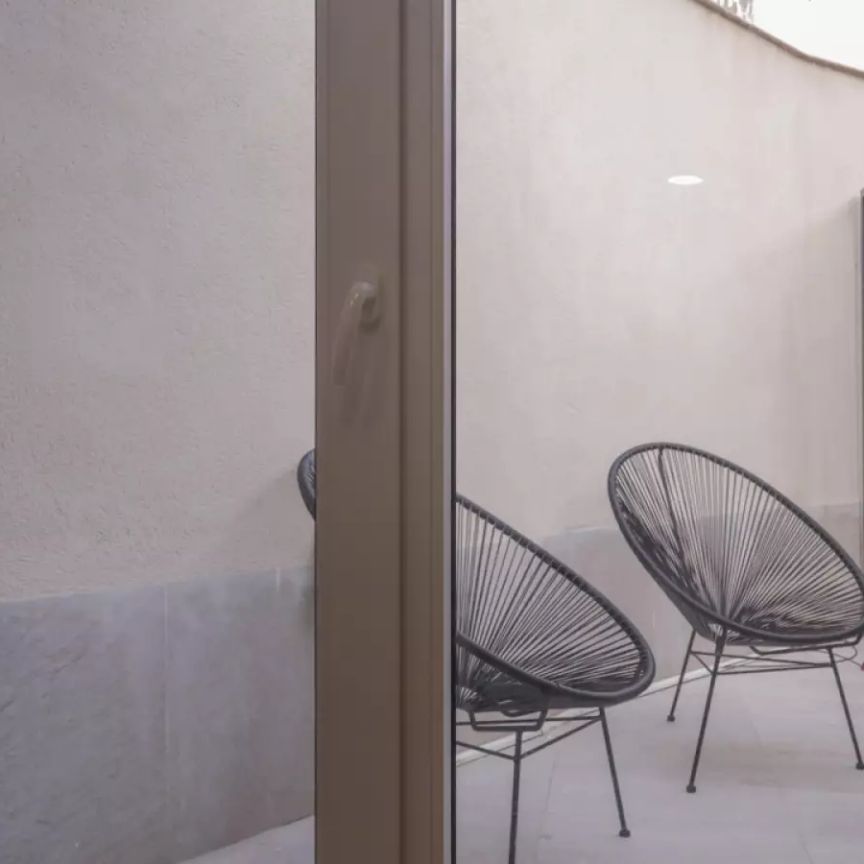 2-bedroom apartment for rent in Valdeacederas. - Foto 1