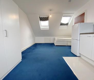 Studio to rent - Photo 2