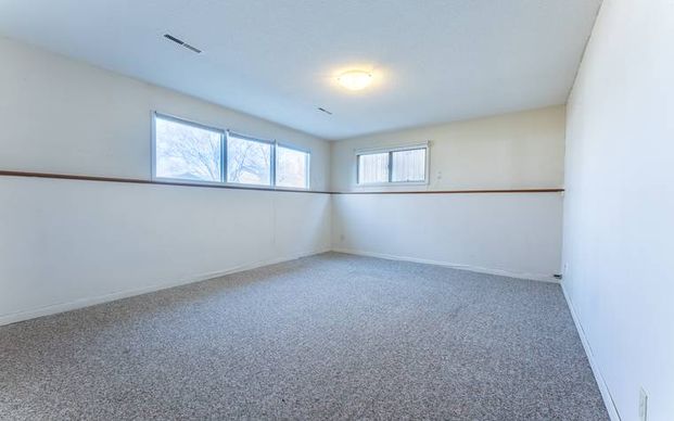 837 East Centre - Photo 1