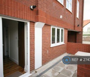 2 bedroom flat to rent - Photo 6