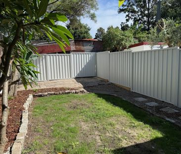 One Bedroom Granny Flat With Private Back Yard - Photo 4