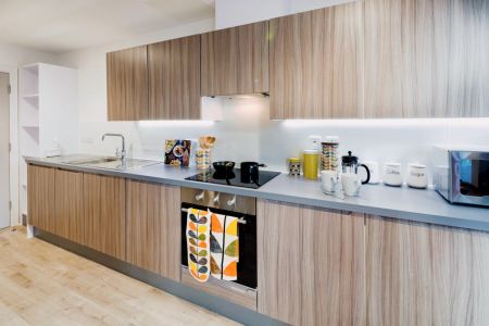 5 Bed Cluster En-suite - Photo 3