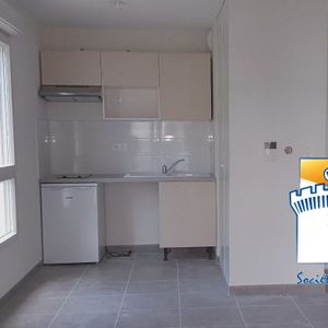 Location Appartement 2 pièces 39m² PERPIGNAN 66000 - Photo 2