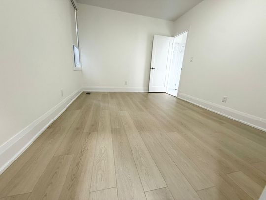 For Lease - 1087 GERRARD Street Unit# Main, Toronto, Ontario - Photo 1