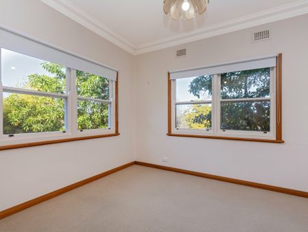 4 Bedroom home in East Tamworth - Photo 5