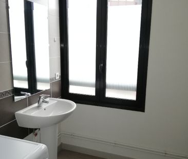 Location Appartement 2 pièces 48m² - Photo 4