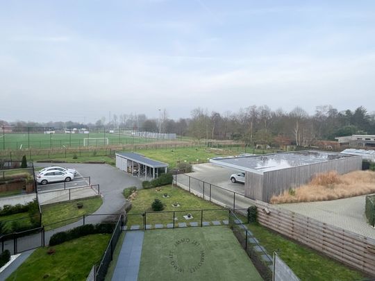 Nieuwbouwappartement met twee slaapkamers, terras en garage - Photo 1