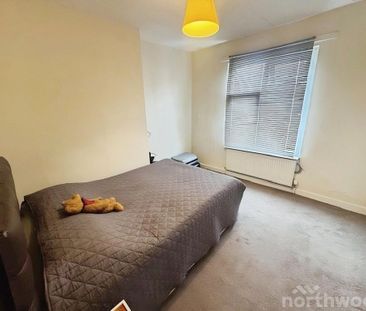 2 bedroom end of terrace house to rent - Photo 6