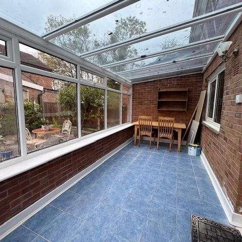 Longfield Avenue, Heald Green, SK8 - Photo 1