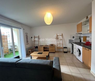 T2 MEUBLÉ AVEC BALCON ET GARAGE - ARLES, - Photo 1