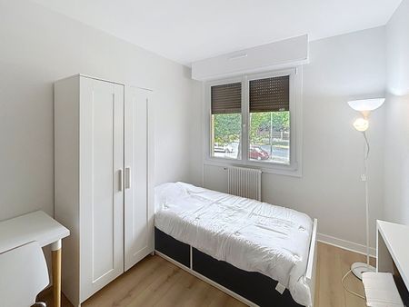 Appartement à louer - REIMS- BD POMMERY - Photo 2