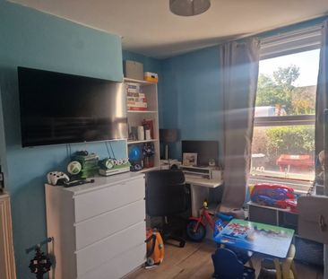 1 Bed Flat, Cumberland Road, RG1 - Photo 5
