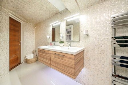 Sloane Gardens, London, SW1W flat to rent - Photo 4