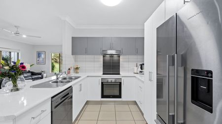 4 Bedroom Family Home - Photo 4