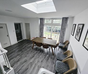 4 bedroom semi-detached house to rent - Photo 2