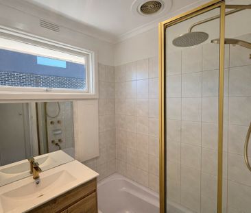 Renovated Two-Bedroom Unit In Excellent Location: - Photo 4