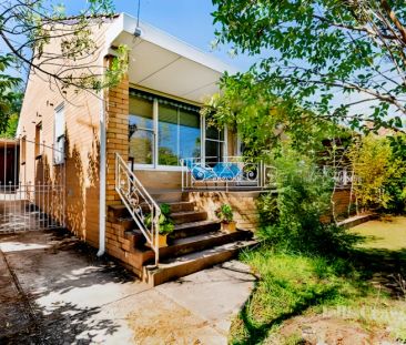 22 Coorie Crescent, Rosanna, Melbourne - Photo 4