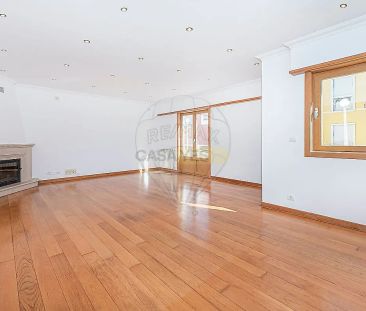 House T4 in Alcabideche, Cascais - Photo 6