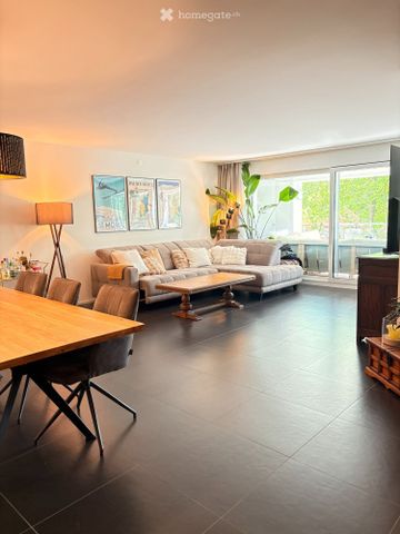 Befristet, möbliert: Grosse 3.5-Zimmer-Wohnung in Greifensee - Photo 2