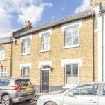 3 bedroom terraced house to rent - Photo 1